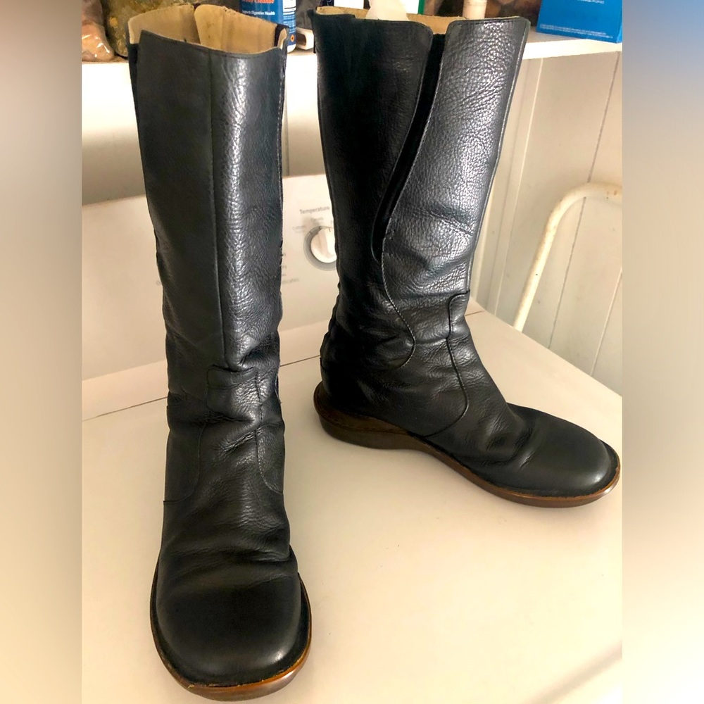 💜Dr Martens 11512 behind zip taller black Leather boots💜 lovely condition 8 US